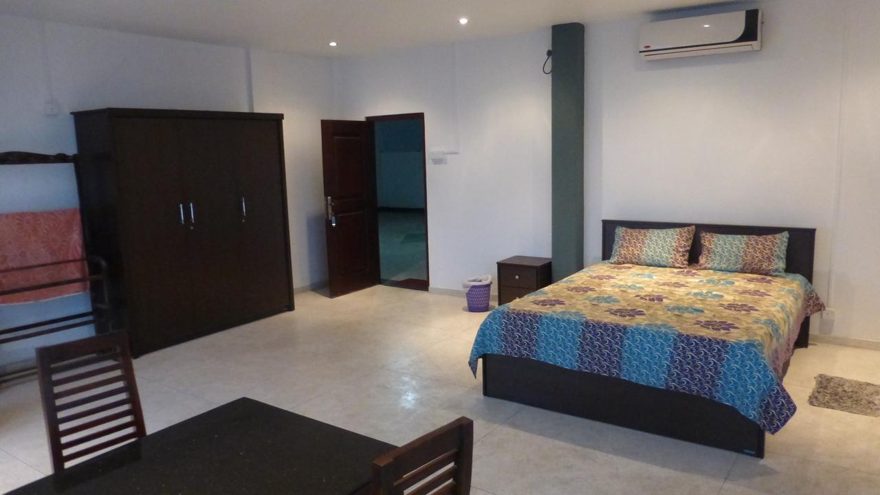 Ocean Reef Hotel Hikkaduwa Exterior photo