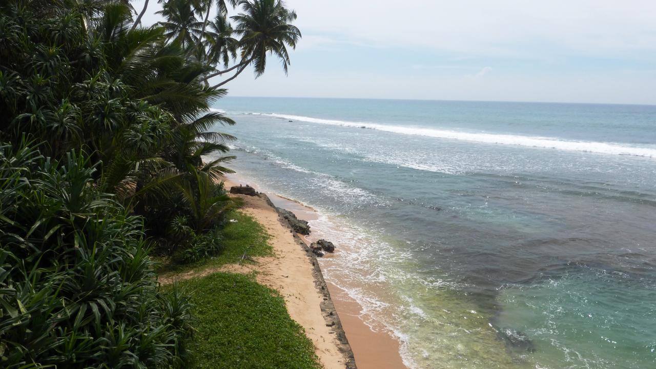 Ocean Reef Hotel Hikkaduwa Exterior photo