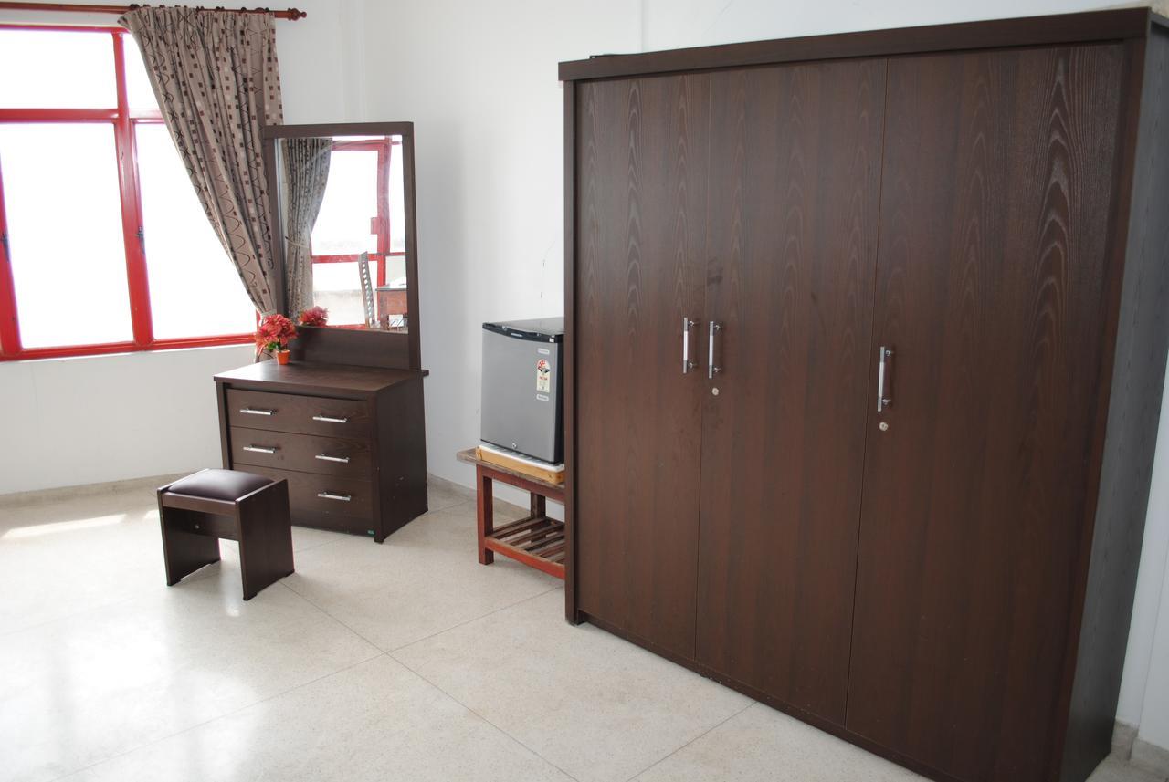 Ocean Reef Hotel Hikkaduwa Exterior photo