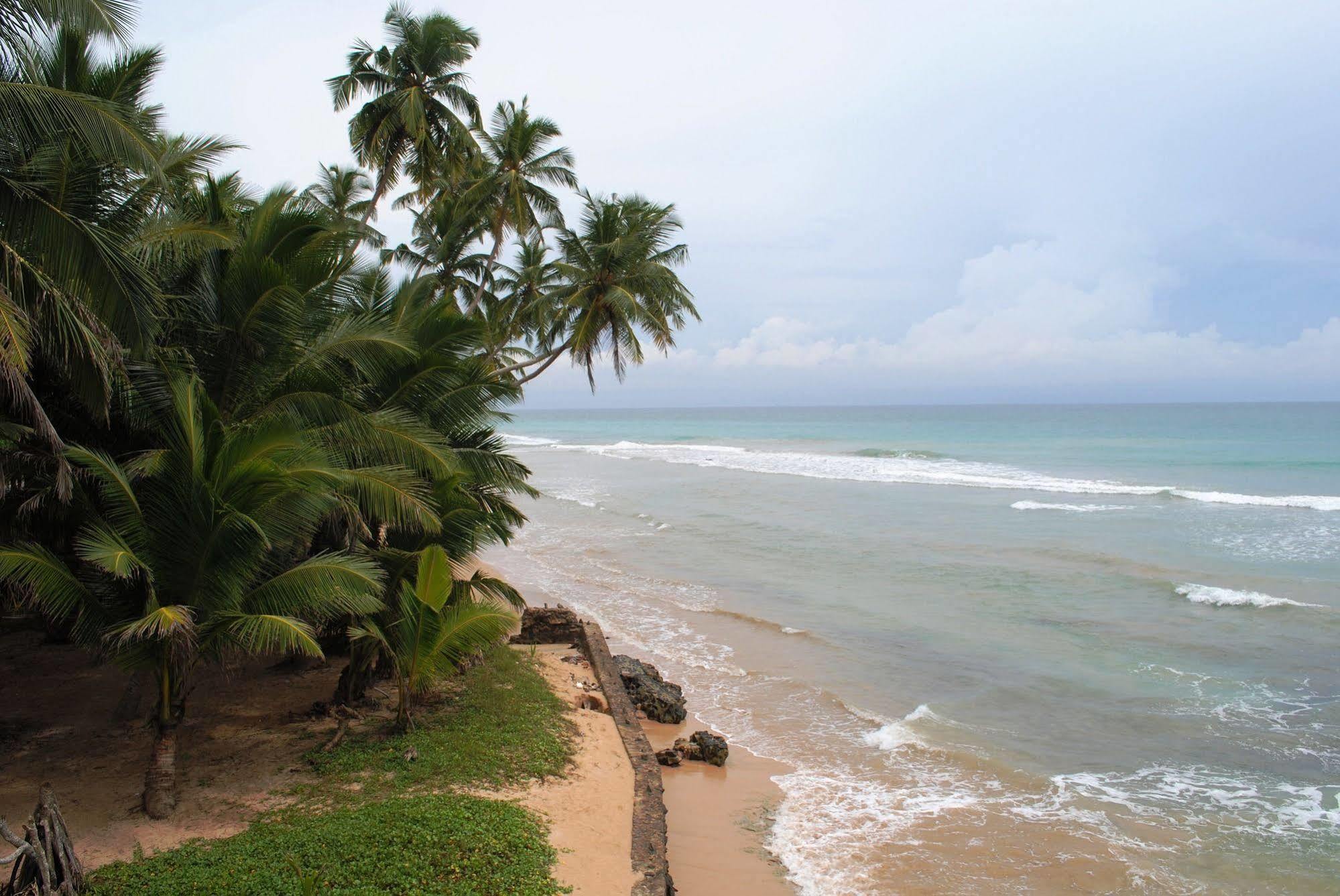 Ocean Reef Hotel Hikkaduwa Exterior photo